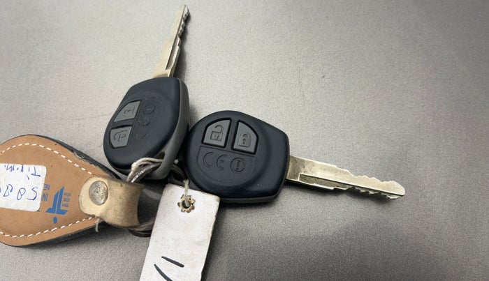 2019 Maruti New Wagon-R VXI 1.2, Petrol, Manual, 83,760 km, Key Close Up