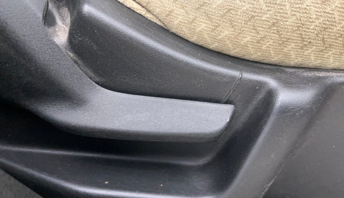 2019 Maruti New Wagon-R VXI 1.2, Petrol, Manual, 83,760 km, Driver Side Adjustment Panel