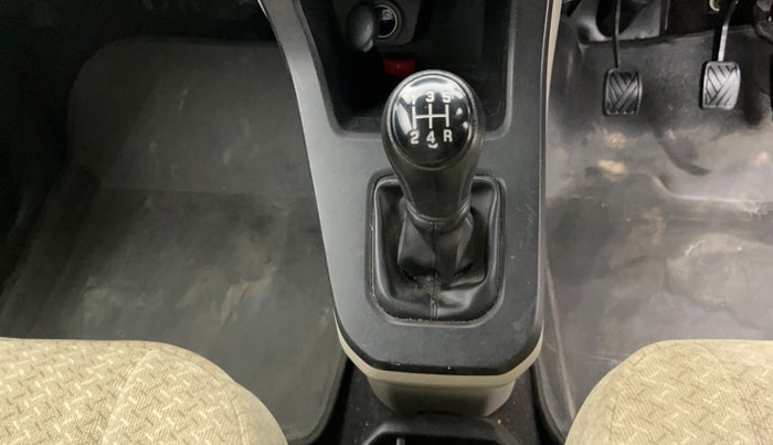 2019 Maruti New Wagon-R VXI 1.2, Petrol, Manual, 83,760 km, Gear Lever