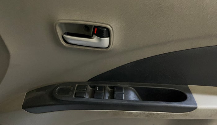 2015 Maruti Celerio VXI CNG, CNG, Manual, 66,066 km, Driver Side Door Panels Control