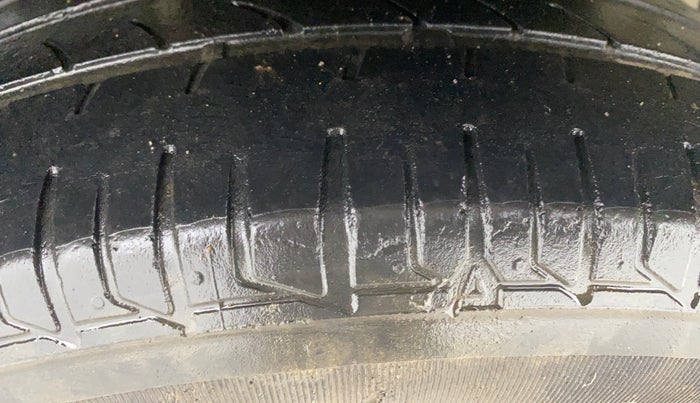 2013 Tata Indigo ECS VX CR4, Diesel, Manual, 98,911 km, Right Rear Tyre Tread