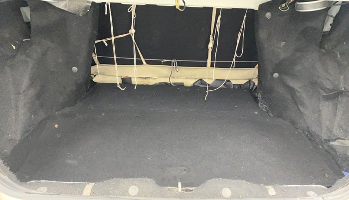 2013 Tata Indigo ECS VX CR4, Diesel, Manual, 98,911 km, Boot Inside