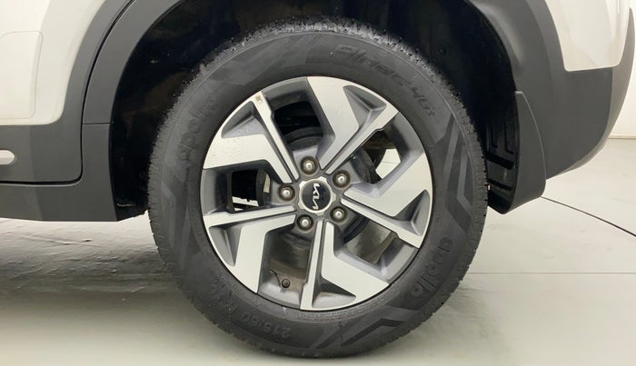 2022 KIA SONET HTX PLUS 1.0 IMT, Petrol, Manual, 16,997 km, Left Rear Wheel
