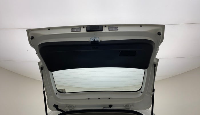 2022 KIA SONET HTX PLUS 1.0 IMT, Petrol, Manual, 16,997 km, Boot Door Open