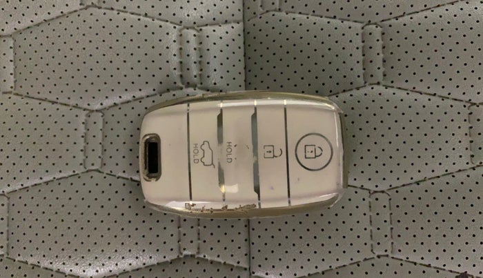 2021 KIA SELTOS HTX IVT 1.5 PETROL, Petrol, Automatic, 64,647 km, Key Close Up