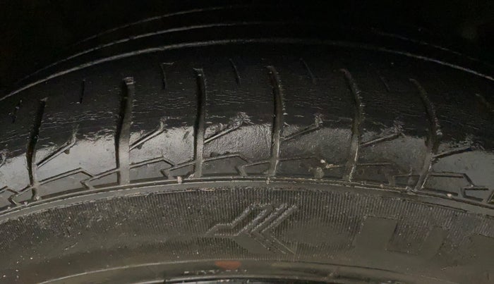 2021 KIA SELTOS HTX IVT 1.5 PETROL, Petrol, Automatic, 64,647 km, Right Front Tyre Tread