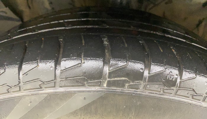 2022 KIA SELTOS HTX PETROL 1.5, Petrol, Manual, 71,472 km, Left Front Tyre Tread