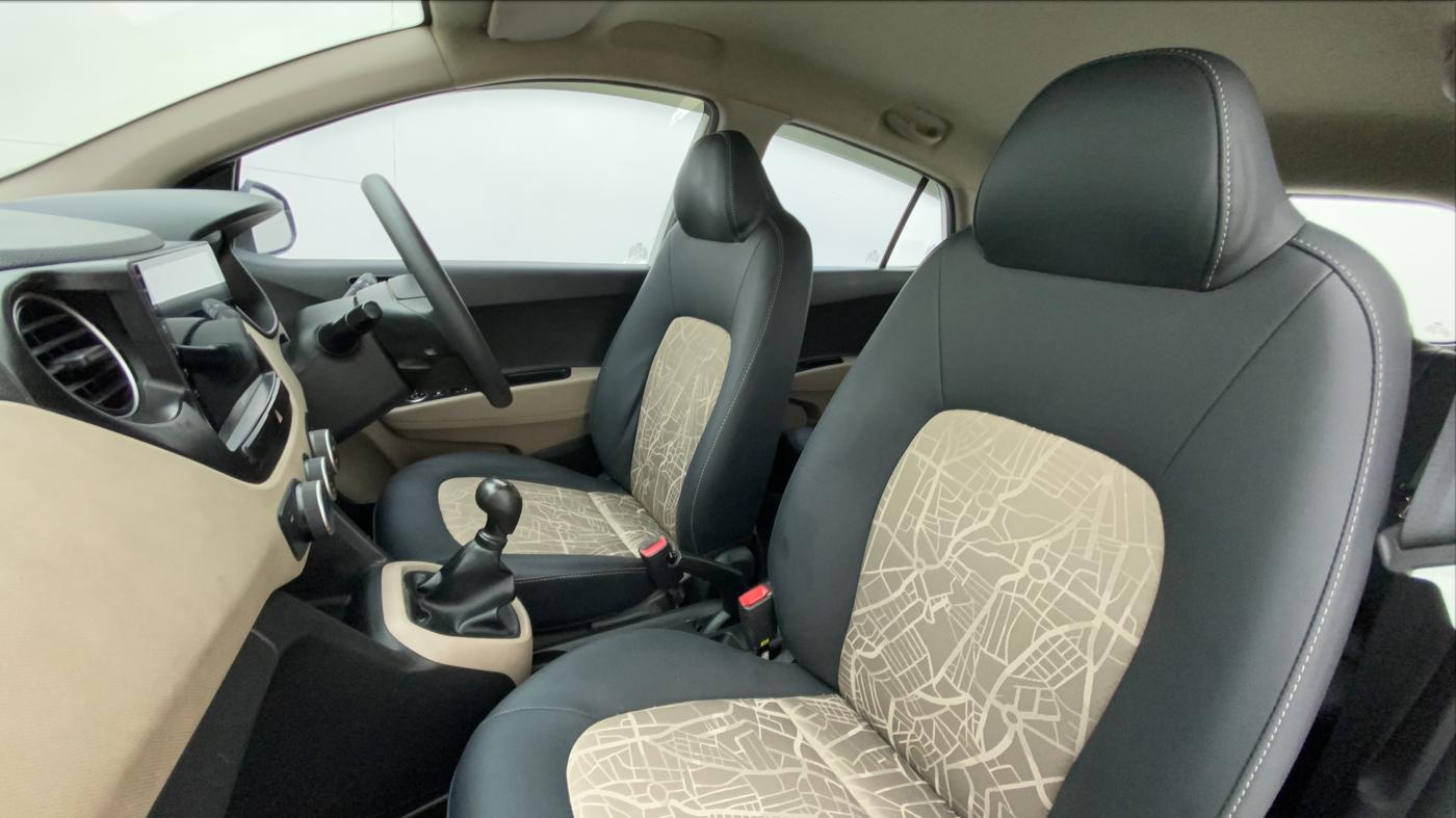 2017 Hyundai Grand i10 MAGNA 1.2 KAPPA VTVT, Petrol, Manual, 29,033 km, Right Side Front Door Cabin