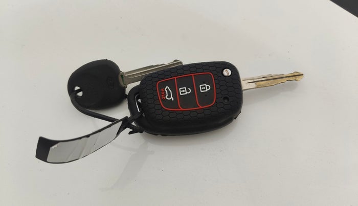 2023 Hyundai GRAND I10 NIOS SPORTZ 1.2 KAPPA VTVT CNG, CNG, Manual, 41,081 km, Key Close Up