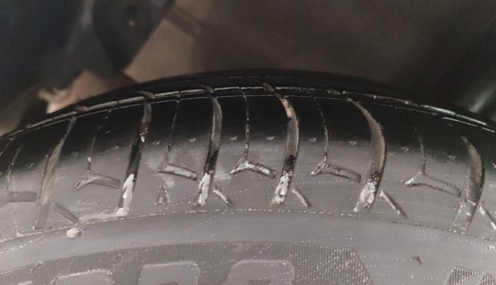 2023 Hyundai GRAND I10 NIOS SPORTZ 1.2 KAPPA VTVT CNG, CNG, Manual, 41,081 km, Right Rear Tyre Tread