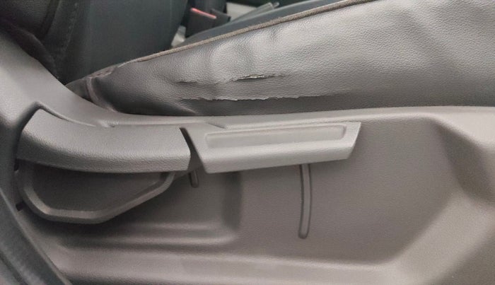 2023 Hyundai GRAND I10 NIOS SPORTZ 1.2 KAPPA VTVT CNG, CNG, Manual, 41,081 km, Driver Side Adjustment Panel