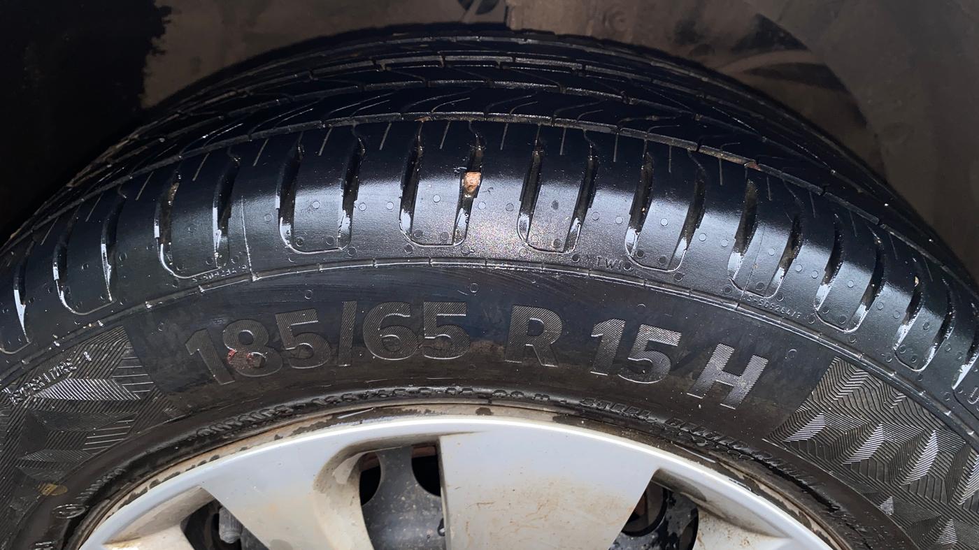 2018 Maruti Baleno DELTA PETROL 1.2, Petrol, Manual, 39,790 km, Right Front Tyre Tread