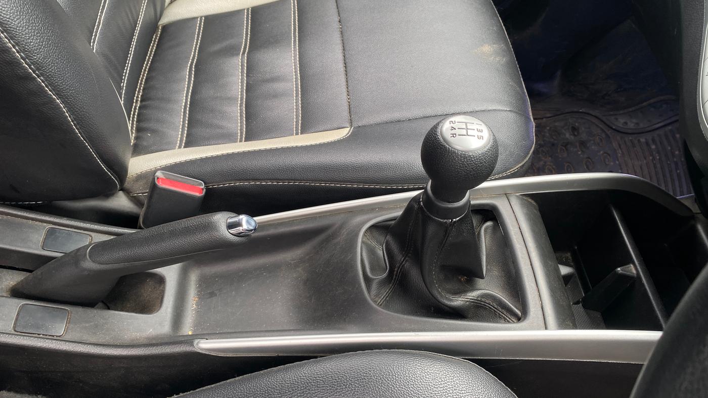 2018 Maruti Baleno DELTA PETROL 1.2, Petrol, Manual, 39,790 km, Gear Lever