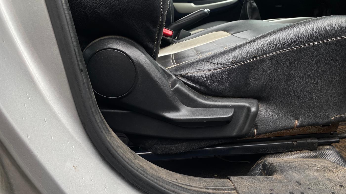 2018 Maruti Baleno DELTA PETROL 1.2, Petrol, Manual, 39,790 km, Driver Side Adjustment Panel