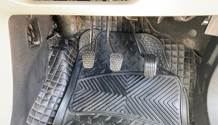 2022 Tata TIGOR XZ PLUS CNG, CNG, Manual, 54,177 km, Pedals