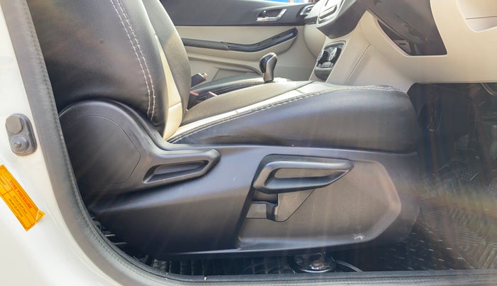 2022 Tata TIGOR XZ PLUS CNG, CNG, Manual, 54,177 km, Driver Side Adjustment Panel