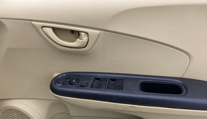 2017 Honda Amaze 1.2L I-VTEC S, CNG, Manual, 74,124 km, Driver Side Door Panels Control