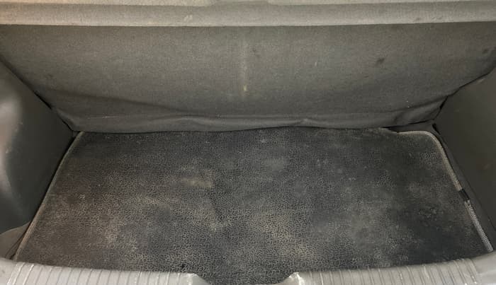 2012 Hyundai i10 ASTA 1.2 AT SUNROOF, Petrol, Automatic, 57,305 km, Boot Inside