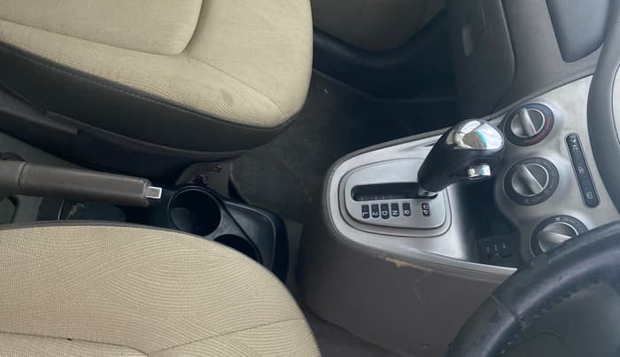 2012 Hyundai i10 ASTA 1.2 AT SUNROOF, Petrol, Automatic, 57,305 km, Gear Lever