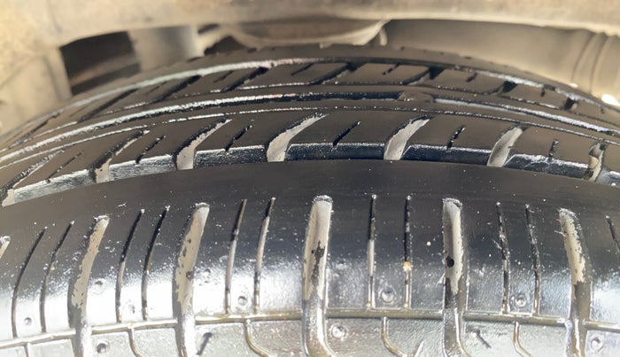 2019 Maruti Alto K10 VXI, CNG, Manual, 62,556 km, Left Rear Tyre Tread
