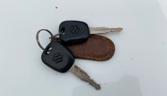 2019 Maruti Alto K10 VXI, CNG, Manual, 62,556 km, Key Close Up