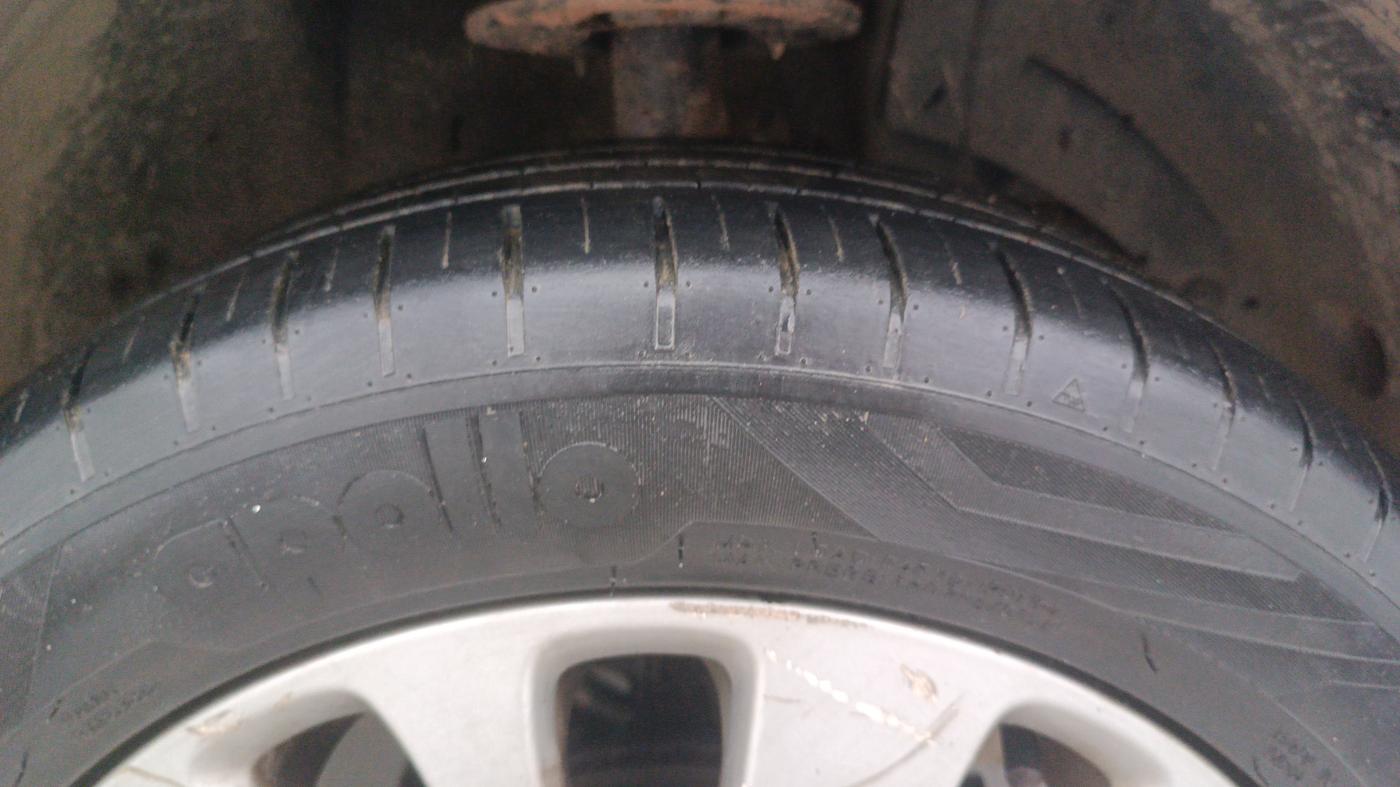 2018 Maruti Baleno ALPHA PETROL 1.2, Petrol, Manual, 62,113 km, Right Front Tyre Tread