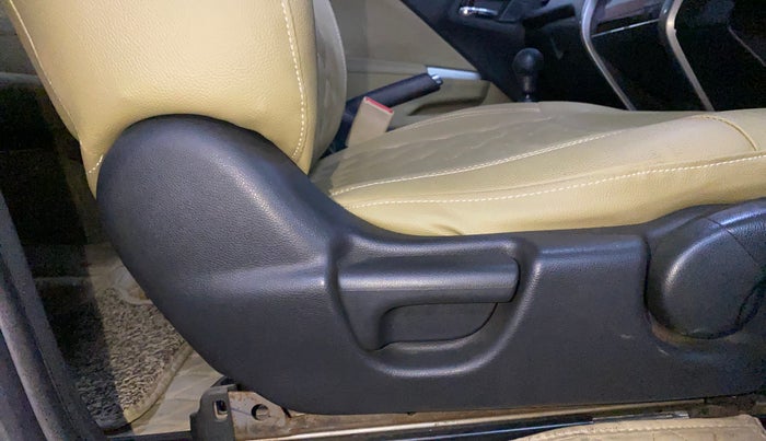 2016 Honda City 1.5L I-VTEC VX, Petrol, Manual, 82,773 km, Driver Side Adjustment Panel