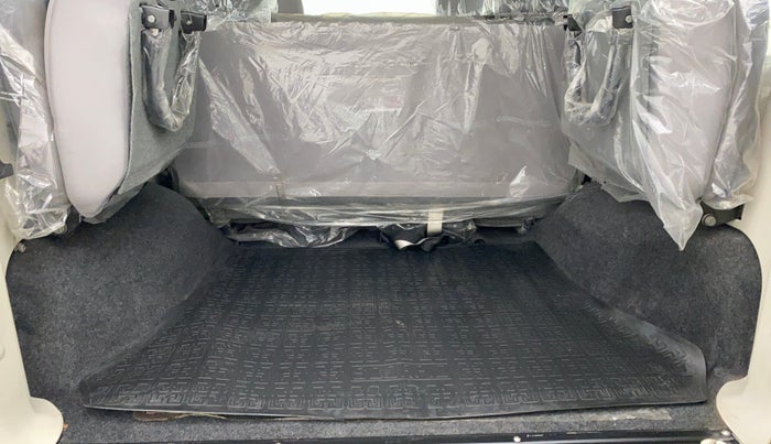 2019 Mahindra Scorpio S9, Diesel, Manual, 26,629 km, Boot Inside