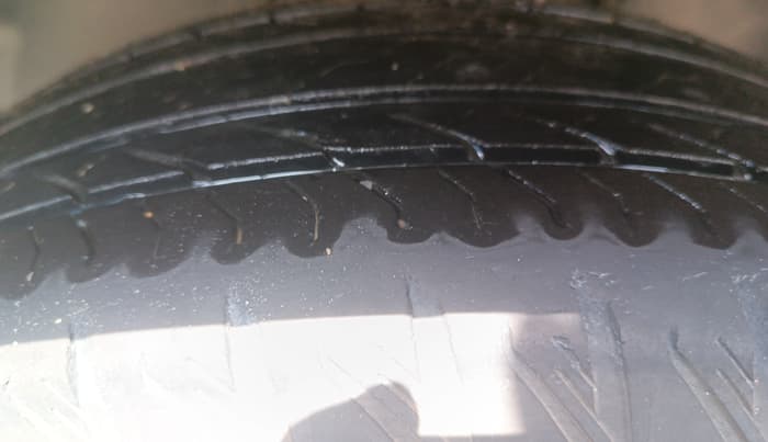 2021 Tata Safari XZ PLUS 6 S, Diesel, Manual, 38,740 km, Left Front Tyre Tread