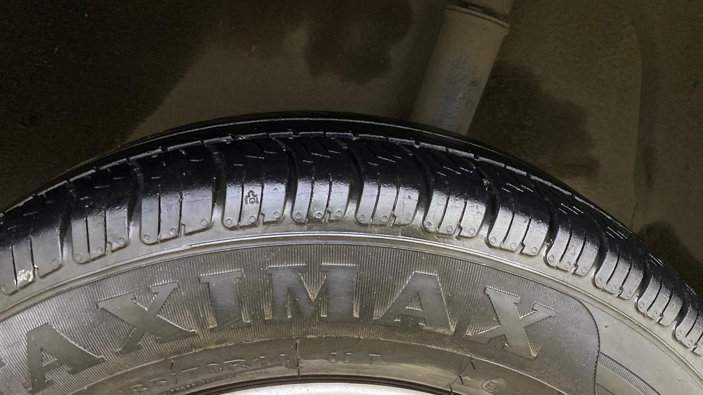 2013 Mahindra Verito 1.5 D4, Diesel, Manual, 1,27,378 km, Left Rear Tyre Tread