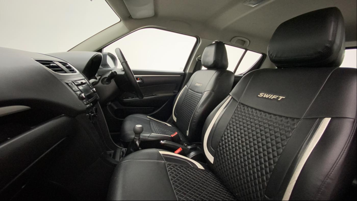 2015 Maruti Swift VXI, Petrol, Manual, 41,732 km, Right Side Front Door Cabin