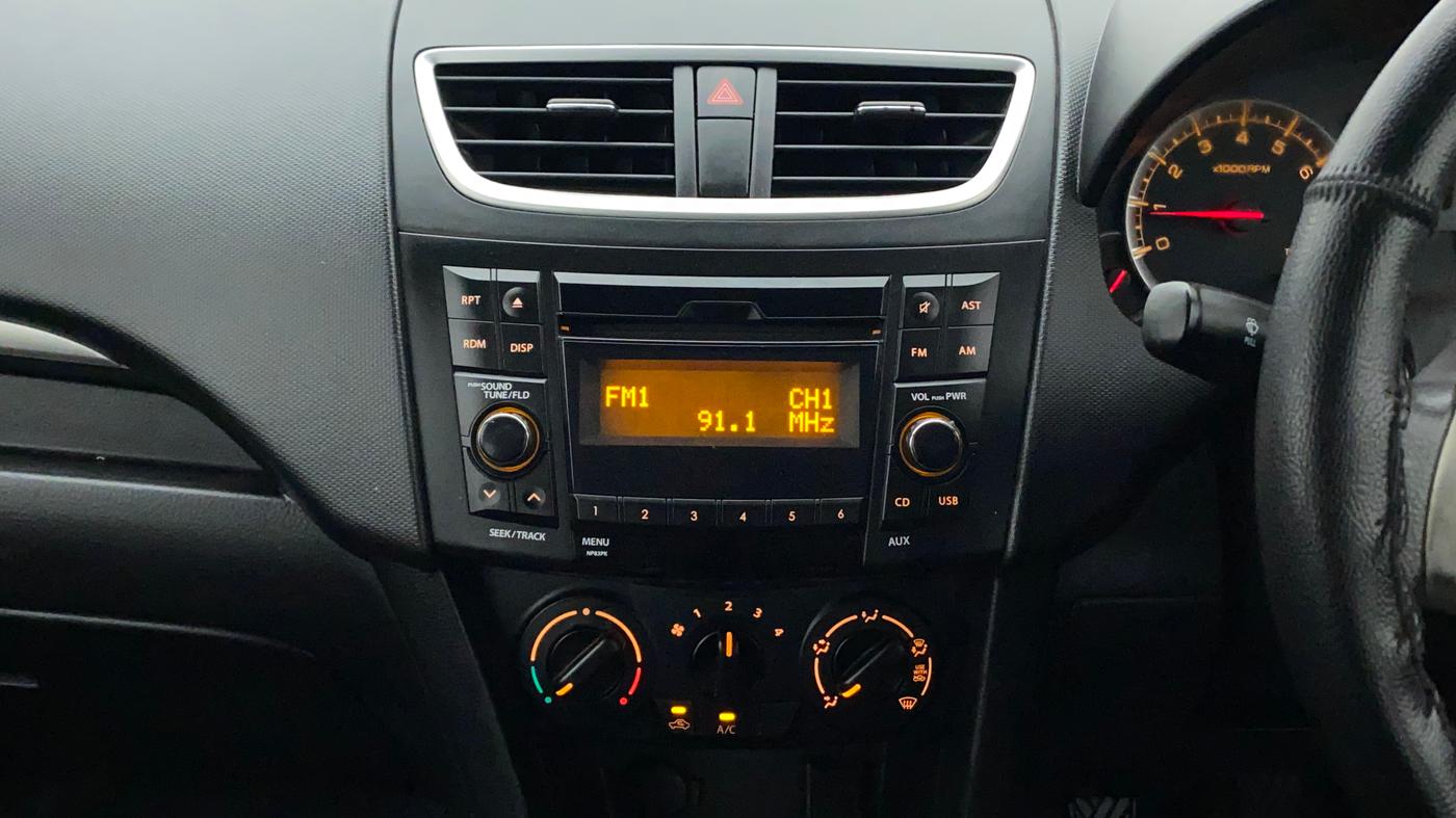 2015 Maruti Swift VXI, Petrol, Manual, 41,732 km, Air Conditioner