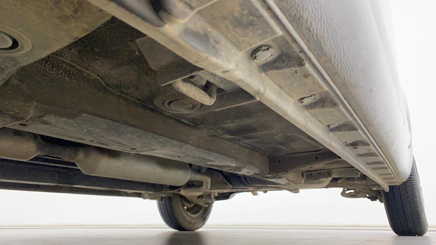 2015 Maruti Swift VXI, Petrol, Manual, 41,732 km, Right Side Underbody