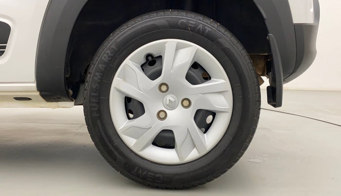 2023 Renault Kwid RXT 1.0, Petrol, Manual, 4,179 km, Left Rear Wheel