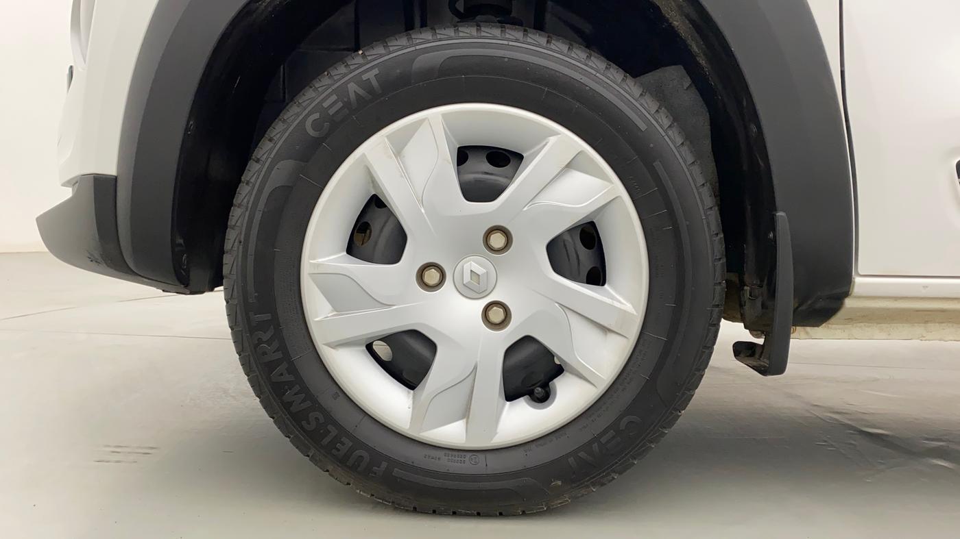 2023 Renault Kwid RXT 1.0, Petrol, Manual, 4,179 km, Left Front Wheel