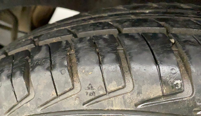 2019 Renault Kwid RXT 1.0, Petrol, Manual, 50,023 km, Left Rear Tyre Tread