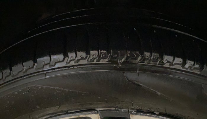 2020 Tata Tiago XZ PLUS PETROL, Petrol, Manual, 92,449 km, Left Front Tyre Tread