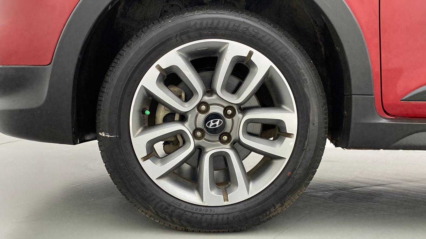 2016 Hyundai i20 Active 1.2 SX, Petrol, Manual, 33,340 km, Left Front Wheel