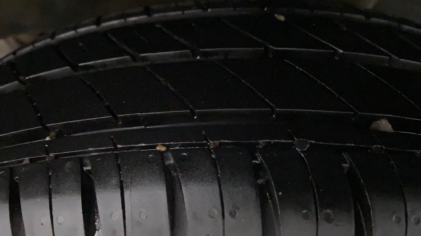 2021 Datsun Redi Go 1.0 T(O) AT, Petrol, Automatic, 1,824 km, Left Rear Tyre Tread