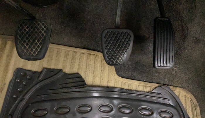 2015 Honda Amaze 1.2L I-VTEC S, Petrol, Manual, 61,235 km, Pedals