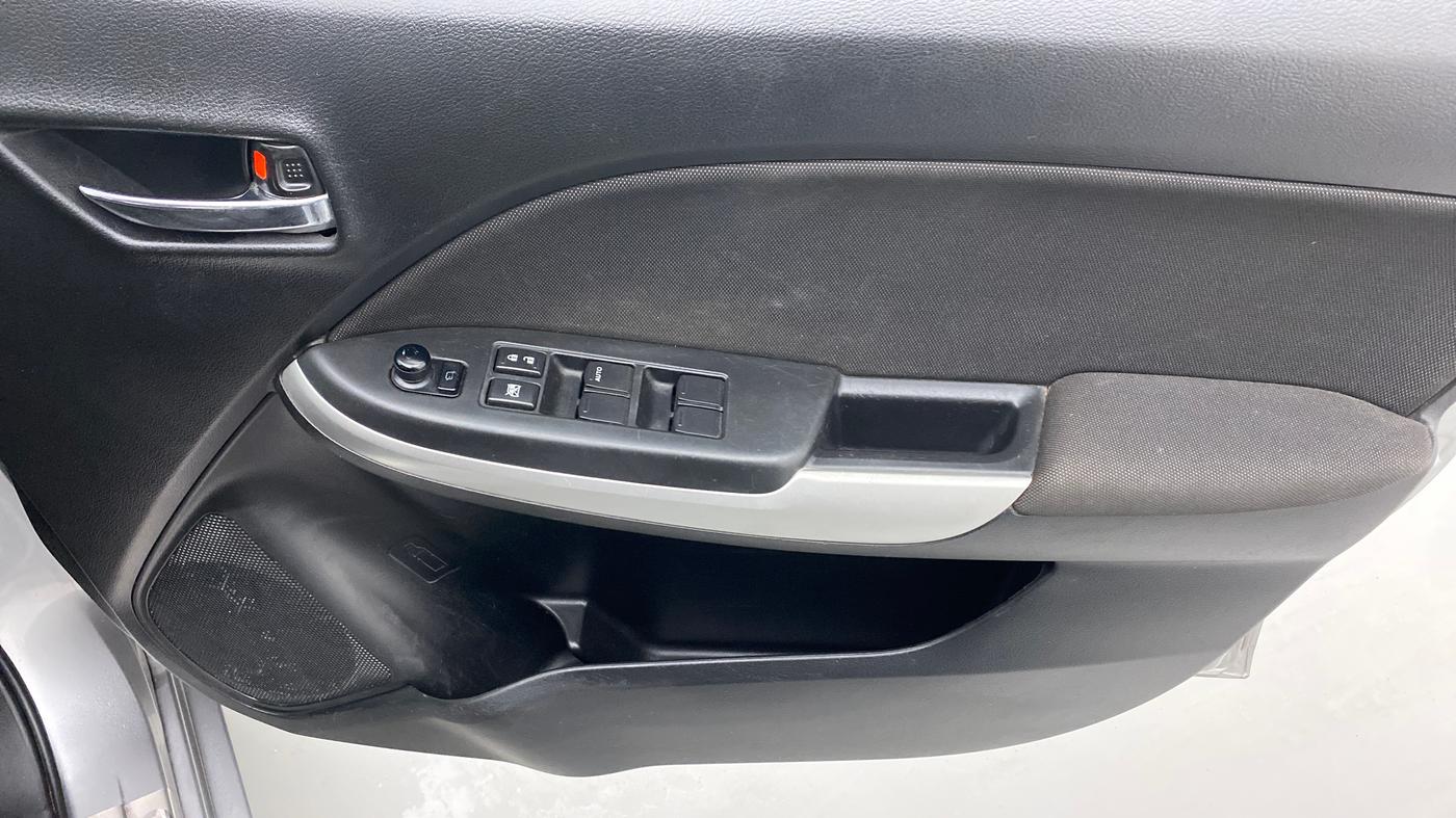 2017 Maruti Baleno DELTA PETROL 1.2, Petrol, Manual, 55,724 km, Driver Side Door Panels Control