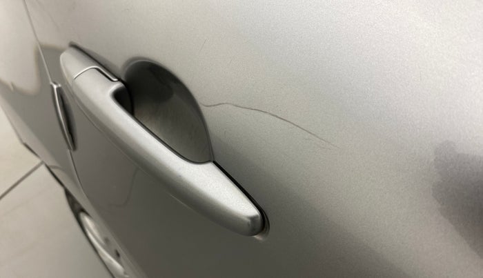 2017 Maruti Baleno DELTA PETROL 1.2, Petrol, Manual, 55,724 km, Right rear door - Minor scratches