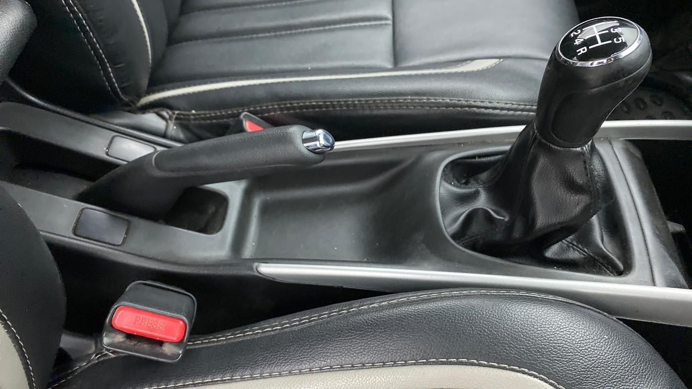2017 Maruti Baleno DELTA PETROL 1.2, Petrol, Manual, 55,724 km, Gear Lever