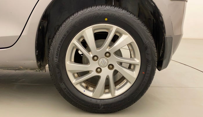 2013 Maruti Swift ZXI, Petrol, Manual, 46,565 km, Left Rear Wheel