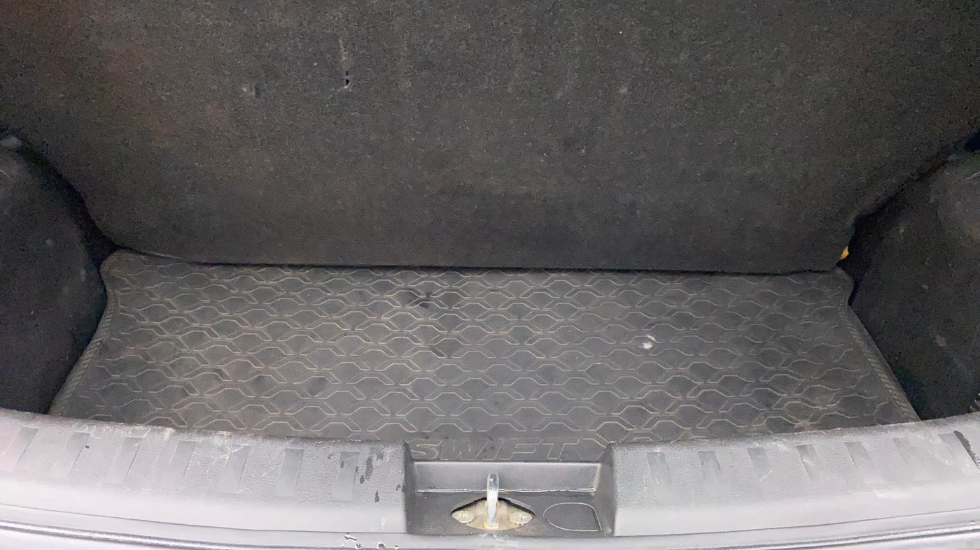 2013 Maruti Swift ZXI, Petrol, Manual, 46,565 km, Boot Inside