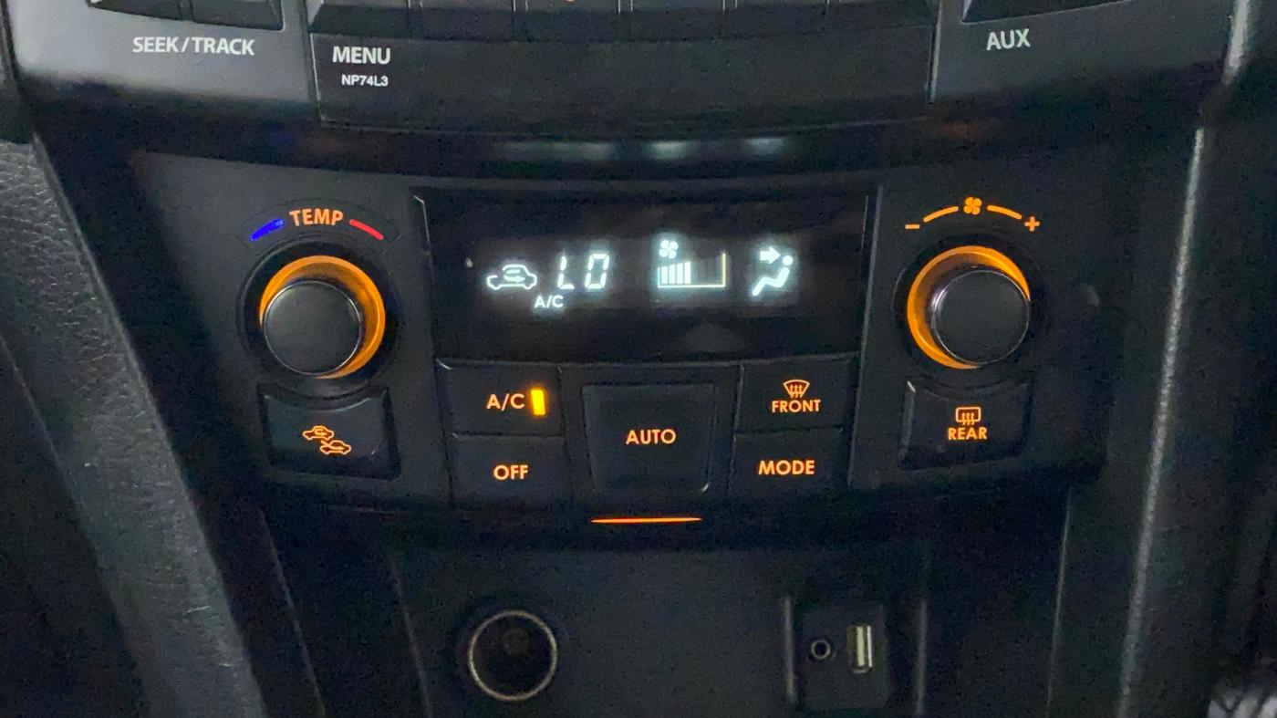 2013 Maruti Swift ZXI, Petrol, Manual, 46,565 km, Automatic Climate Control
