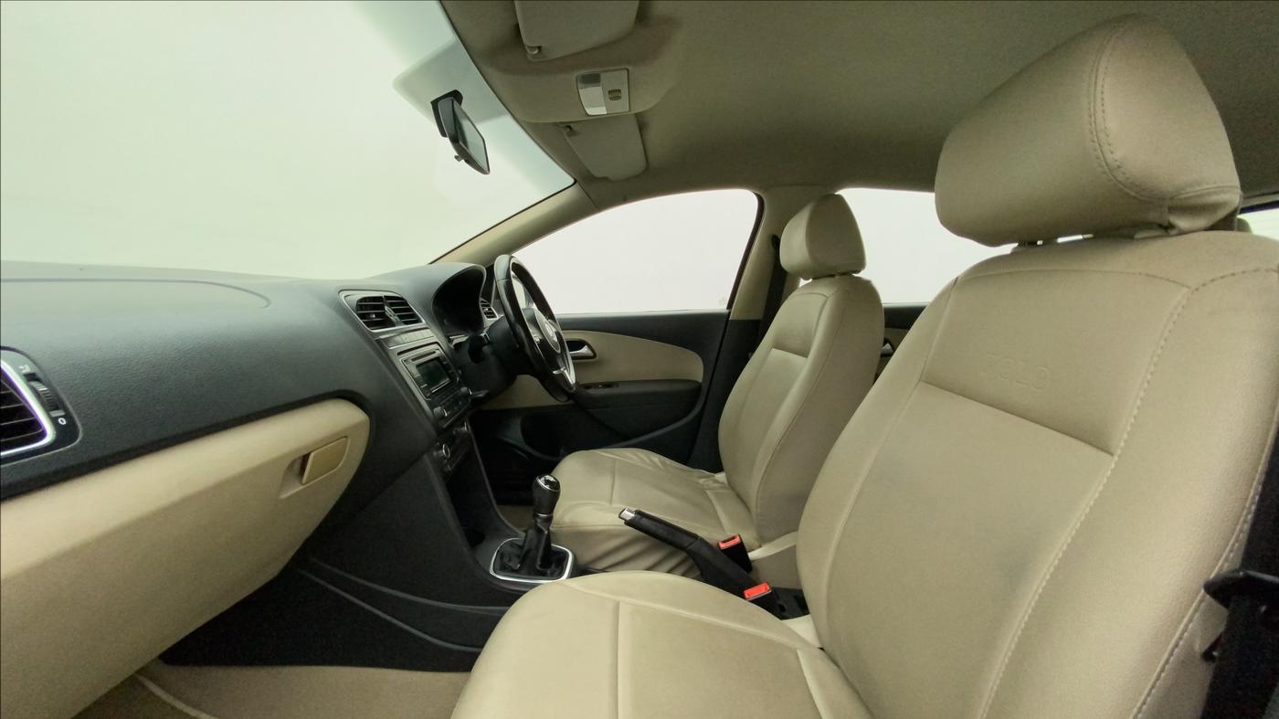 2013 Volkswagen Polo HIGHLINE1.2L PETROL, Petrol, Manual, 71,606 km, Right Side Front Door Cabin