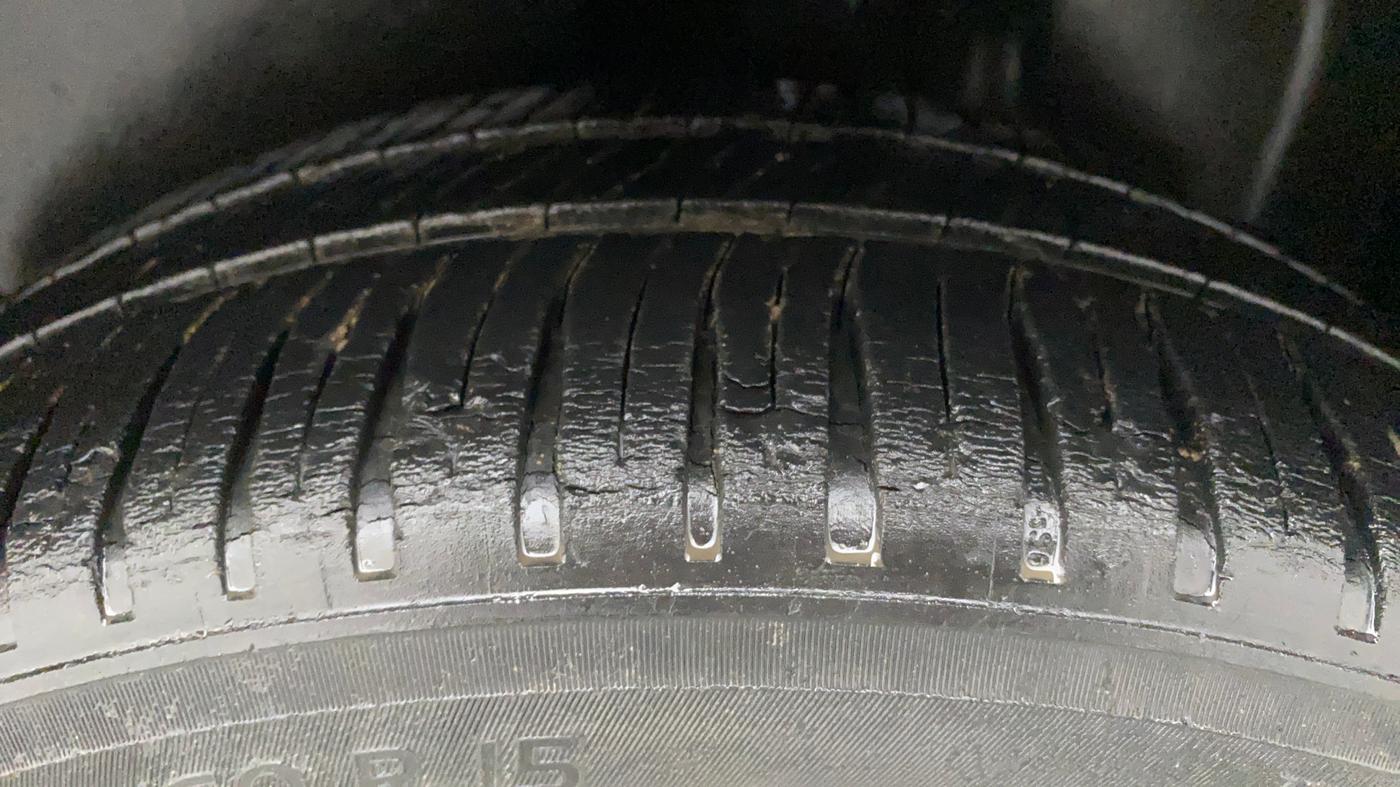 2013 Volkswagen Polo HIGHLINE1.2L PETROL, Petrol, Manual, 71,606 km, Left Rear Tyre Tread