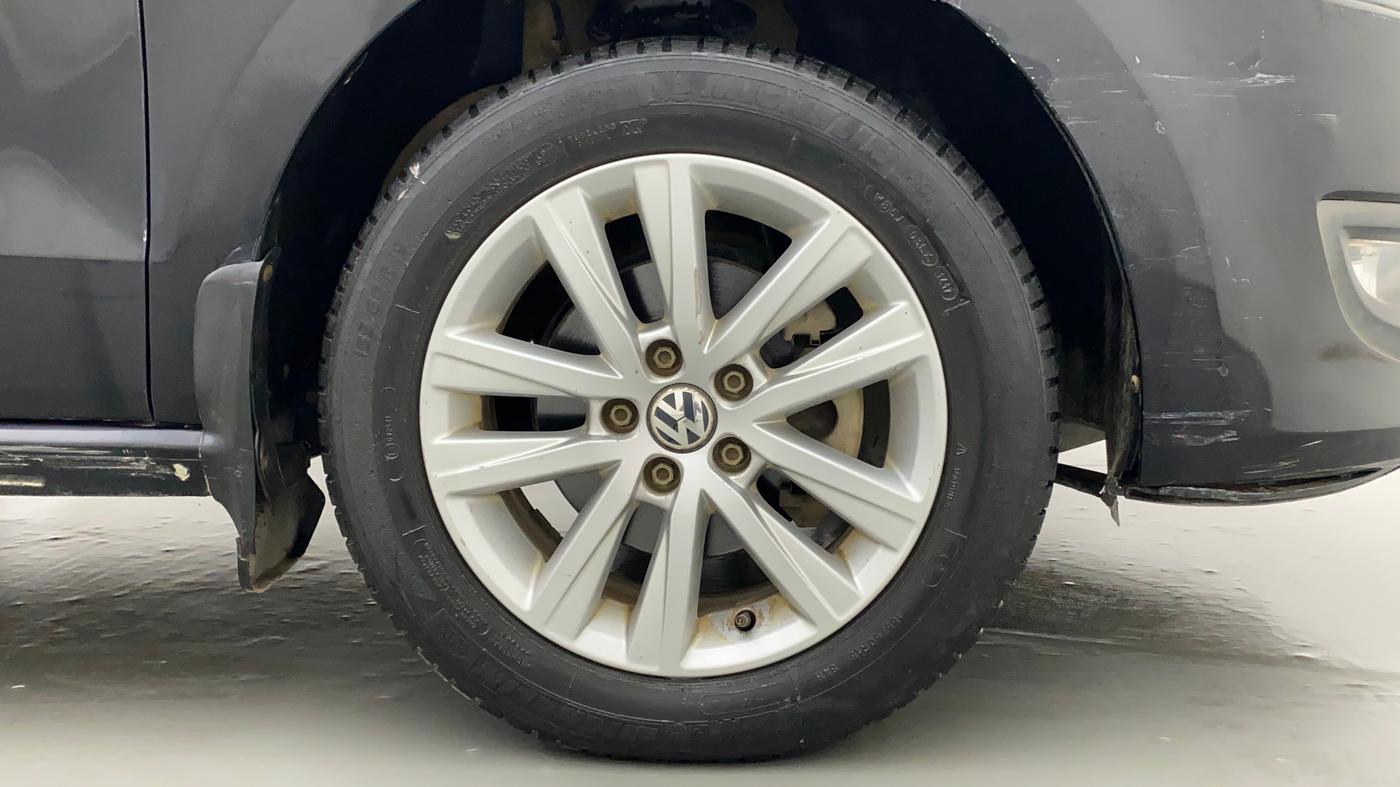 2013 Volkswagen Polo HIGHLINE1.2L PETROL, Petrol, Manual, 71,606 km, Right Front Wheel