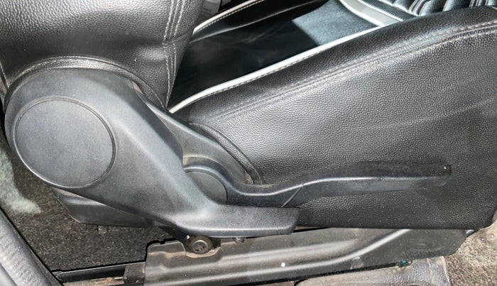 2020 Maruti Swift VXI, Petrol, Manual, 1,08,286 km, Driver Side Adjustment Panel